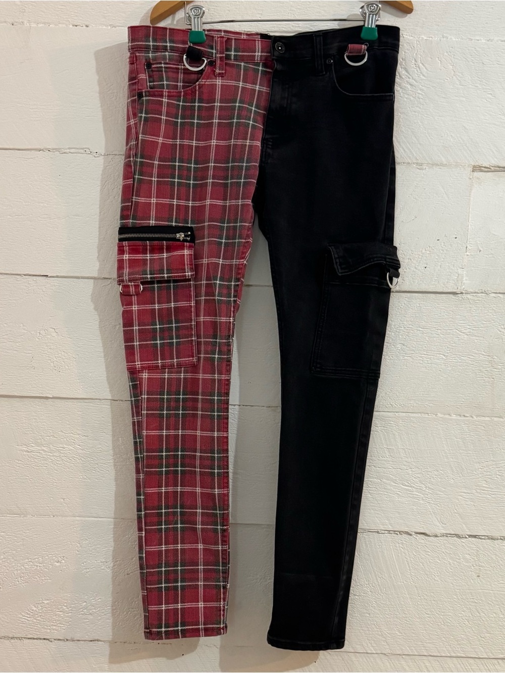 Hot Topic Stinger Split-Leg Pants, 36 x 30"
